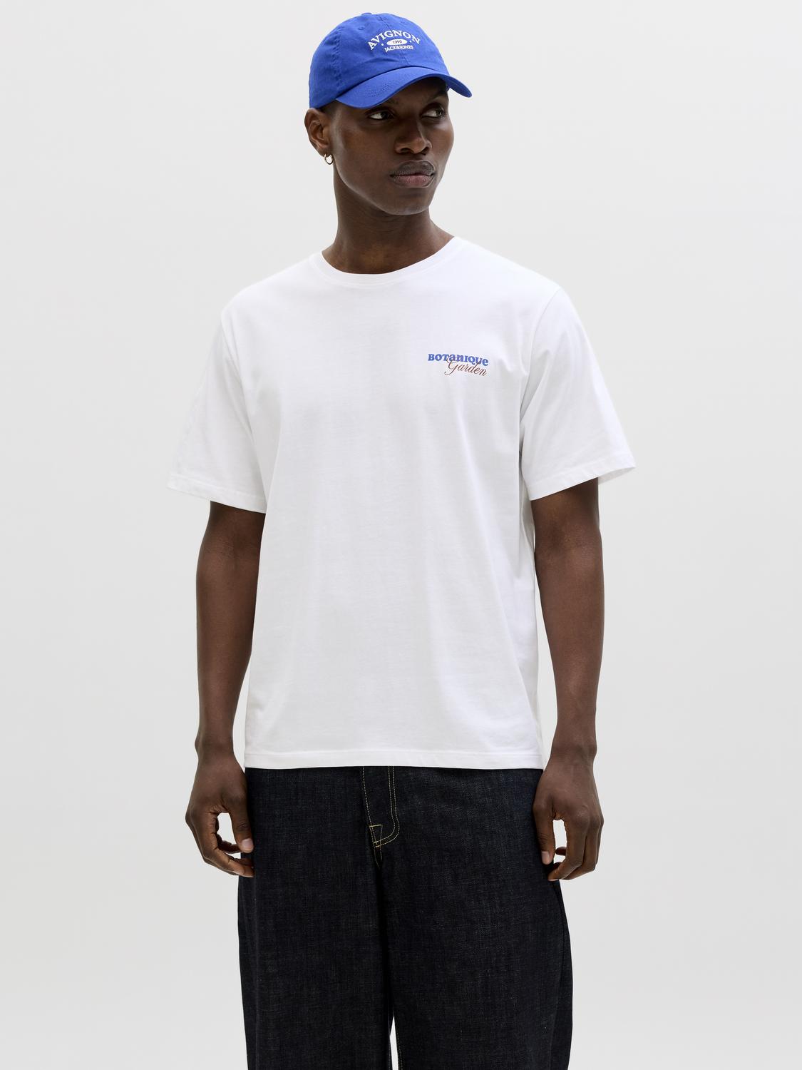 model_shot-front